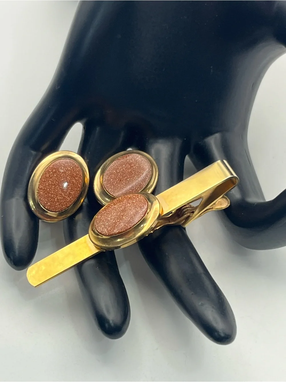 Goldstone copper sparkle stone oval cabochon cufflinks & tie clip vintage set